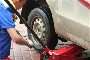 丰满区附近拖车24小时服务热线电话